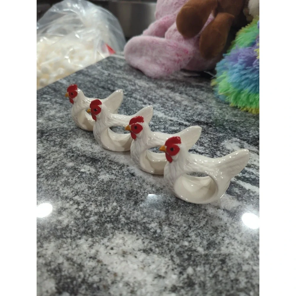 Set Of 4 Ceramic Chicken Hen Napkin Rings Farmhouse Country Rustic Cottagecore